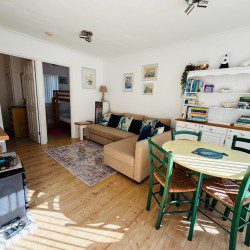 Corner Retreat, Portland - self-catering holiday accommodation