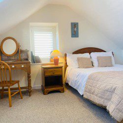 Foundry Cottage, Portland - Self-catering holiday accommodation