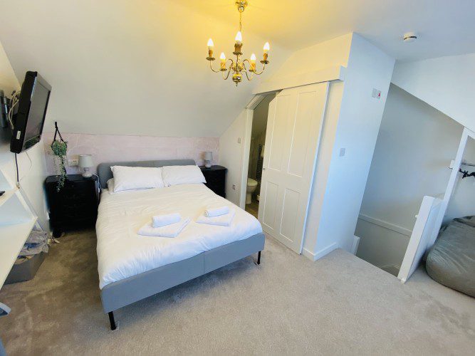 Green Sails House, self-catering accommodation in Weymouth, Dorset - Osprey Holiday Cottages