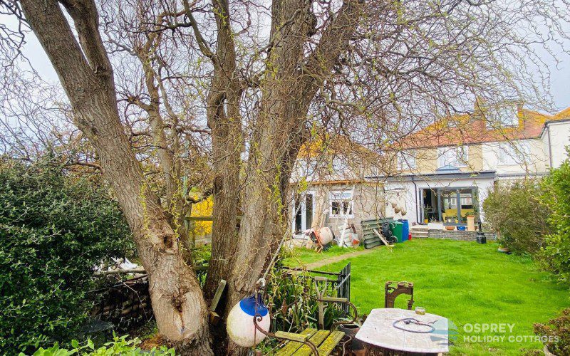 High Tree House, Weymouth - self-catering accommodation from Osprey Holiday Cottages