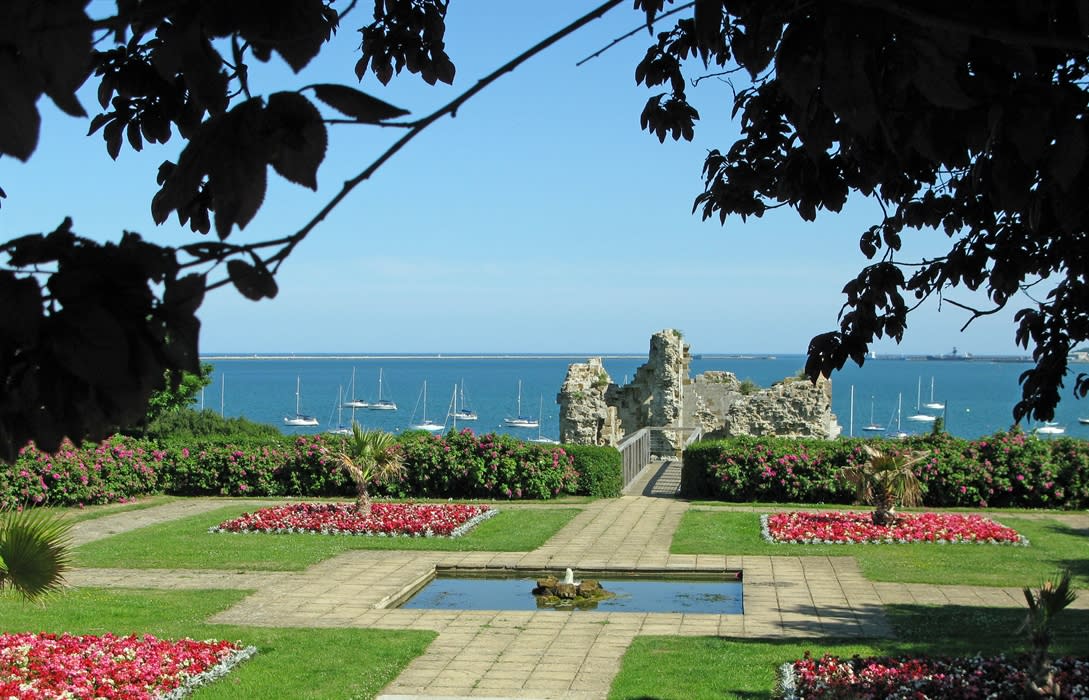 Sandsfoot Castle, Weymouth - Osprey Holiday Cottages