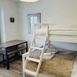 Coastal Oasis, Portland, Dorset - self-accommodation holiday cottages