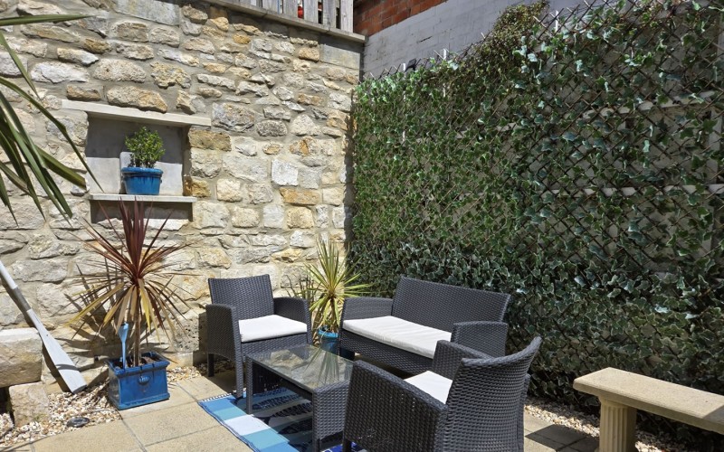 Stone's Throw self-catering holiday accommodation - Weymouth, Dorset