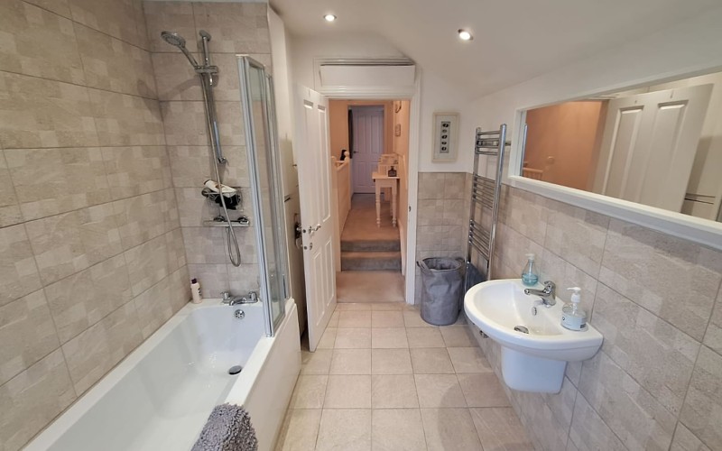 Stone's Throw self-catering holiday accommodation - Weymouth, Dorset